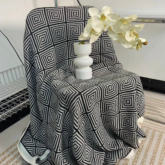 Chic Geometric Sofa Throw