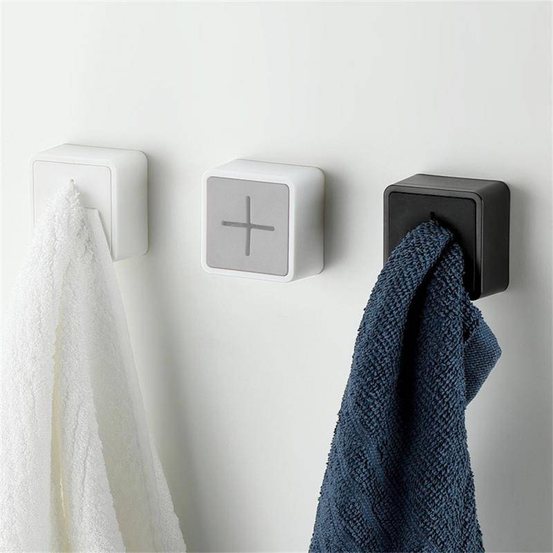 No-Drill Brass-Finish Towel Hook