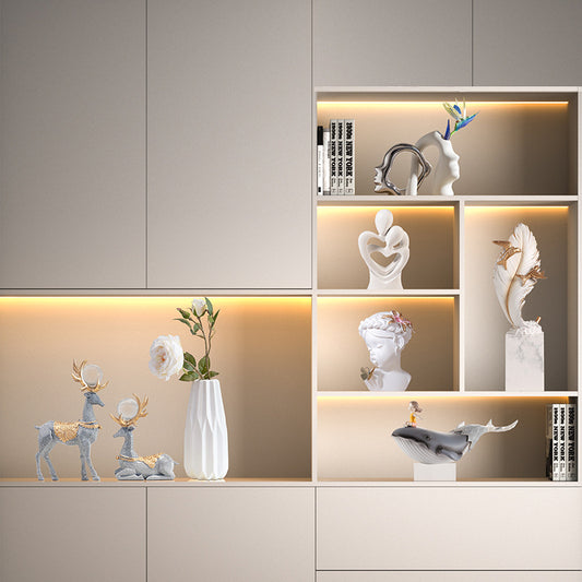 Chic Luxury Living Room Accents