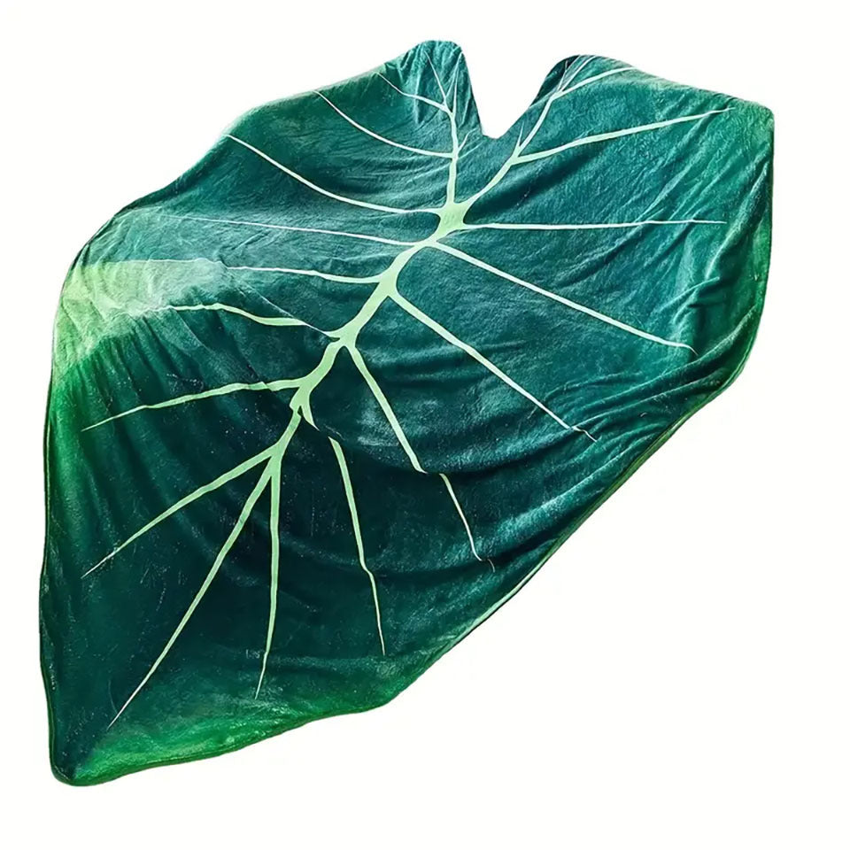 Cozy Leaf Flannel Blanket
